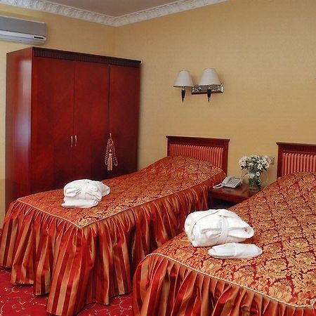 Royal Medical Cezar Hotel Truskavets Exterior foto