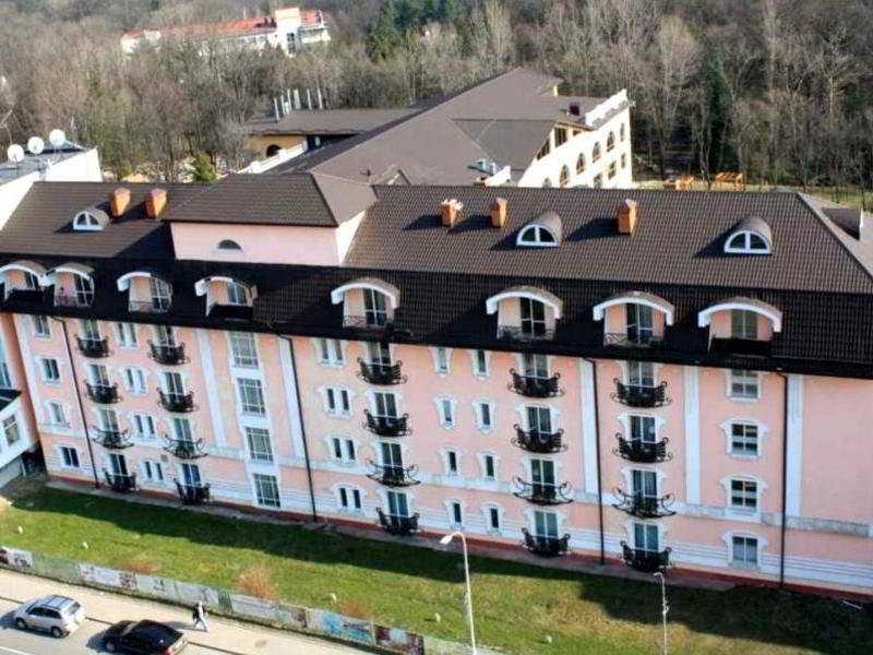 Royal Medical Cezar Hotel Truskavets Exterior foto